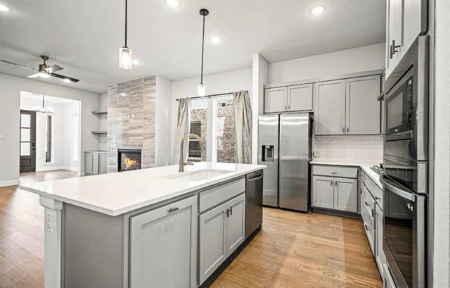 Building Photo - 3517 Golden Bell Ct