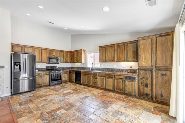 Building Photo - 25629 Driftview Cir
