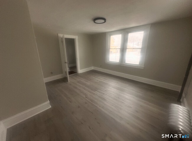 Building Photo - 4 Tower Rd