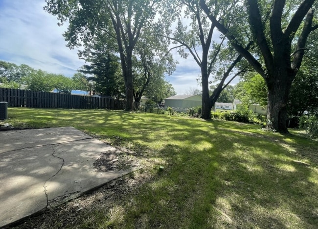 Building Photo - North End- 3 bed, 1 bath- A/O schools!