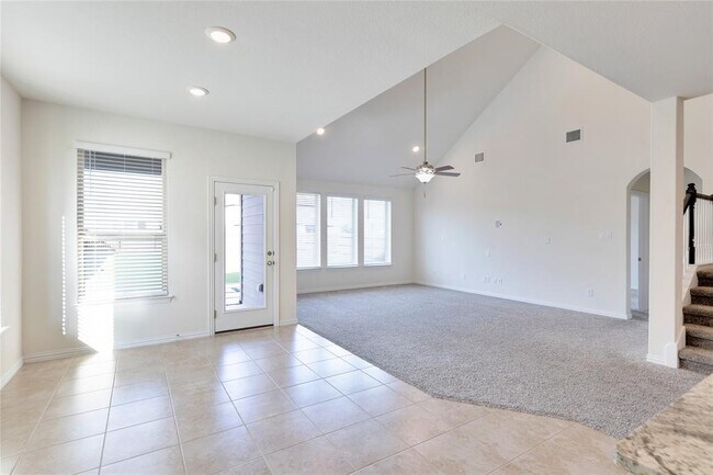Building Photo - 6533 Leonardo Cove