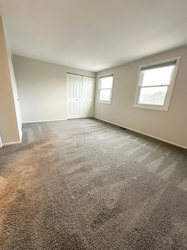 Building Photo - 1919 Finchley Ct