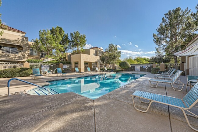 Building Photo - 1908 Mountain Hills Ct