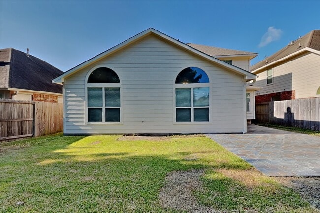 Building Photo - 21549 Duke Alexander Dr