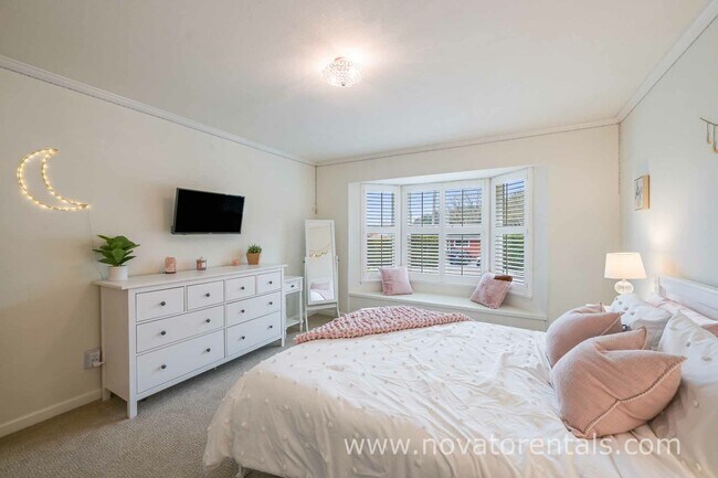 Building Photo - 44 Trish Dr