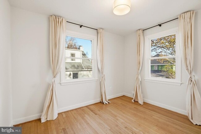 Building Photo - 2809 Pierpont St