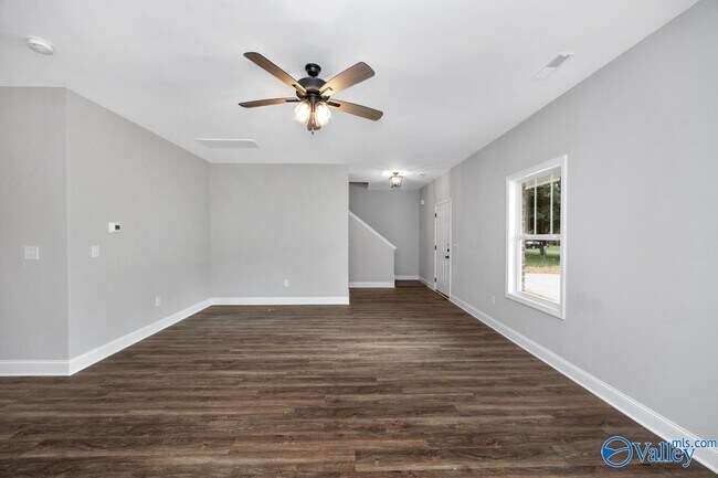 Building Photo - 1713 Golf Club Ln NW