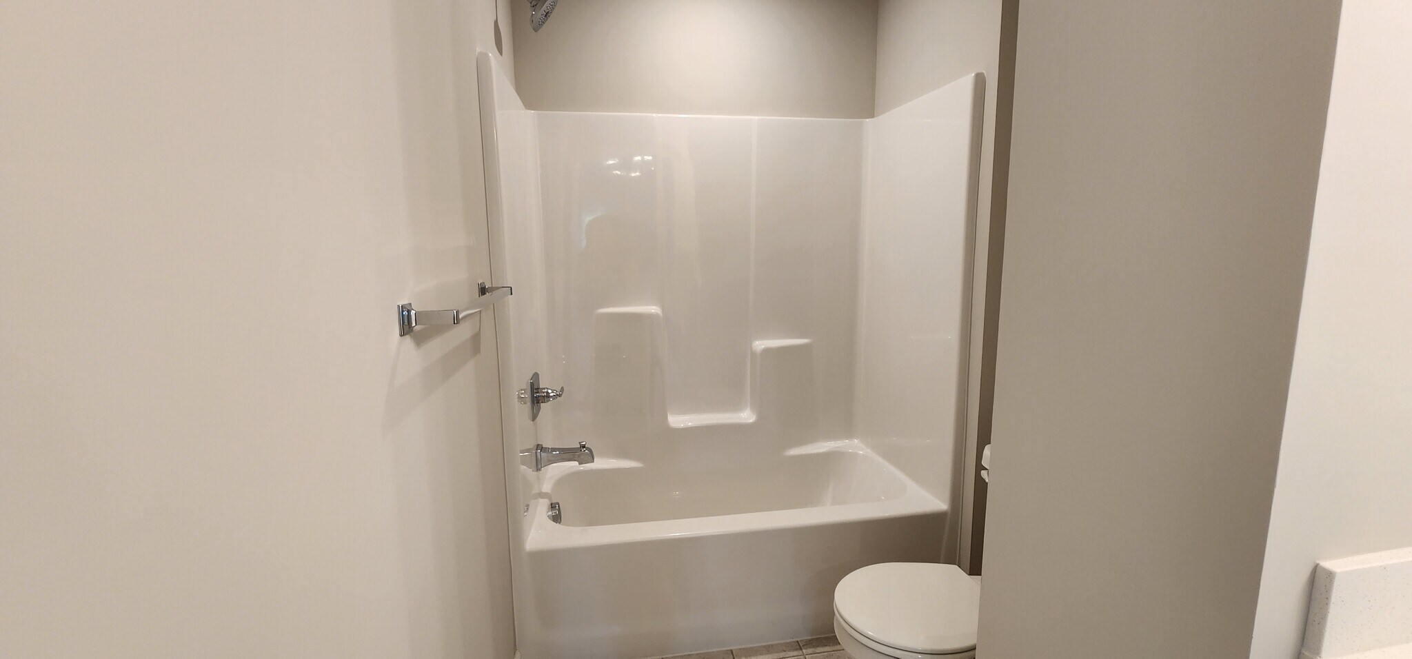 Building Photo - 1515 100th Ave NW