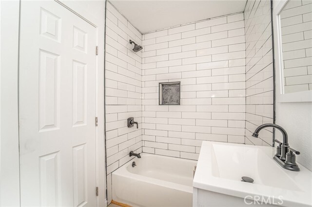 Building Photo - 872 Hill Ln