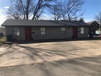 Building Photo - 300 E Benton St