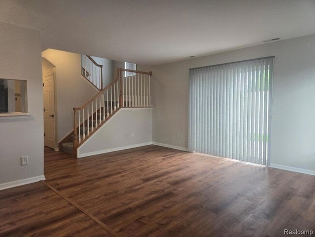 Building Photo - 24015 Fairlane Blvd