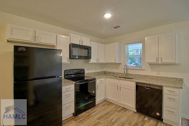 Building Photo - 14017 Cecil Nobles Hwy