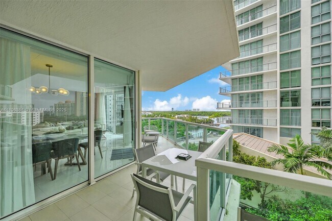 Building Photo - 250 Sunny Isles Blvd