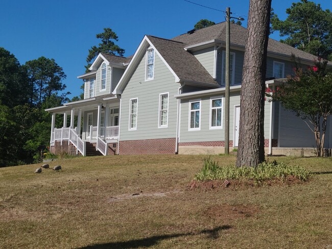 Building Photo - Serene 3-Acre Homestead in Sanford, NC – I...
