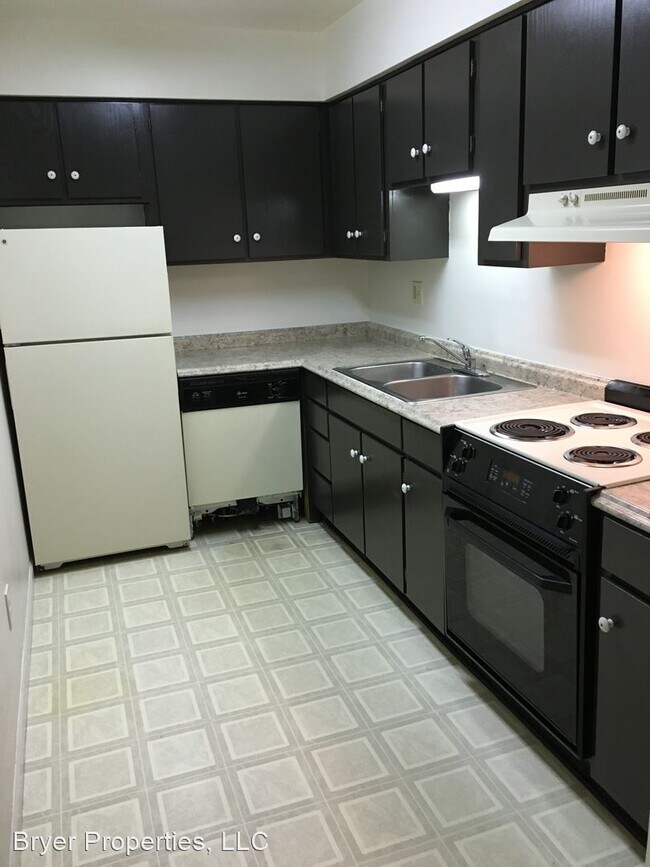 Building Photo - 107 Skyview Dr