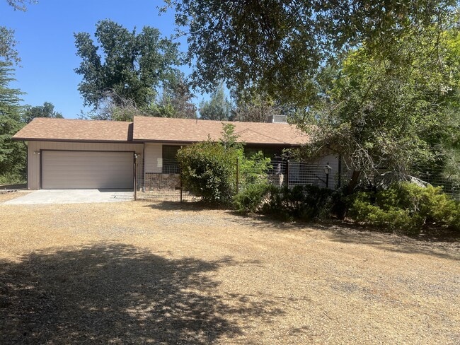 Primary Photo - 41256 Sky Vista Pl