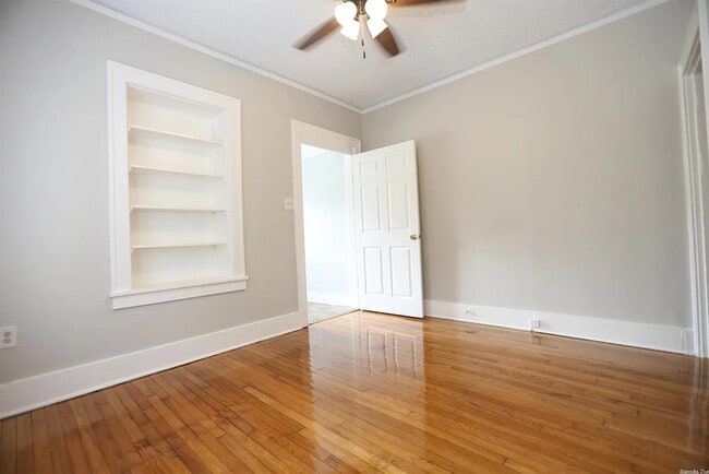 Building Photo - 3430 N Cypress St