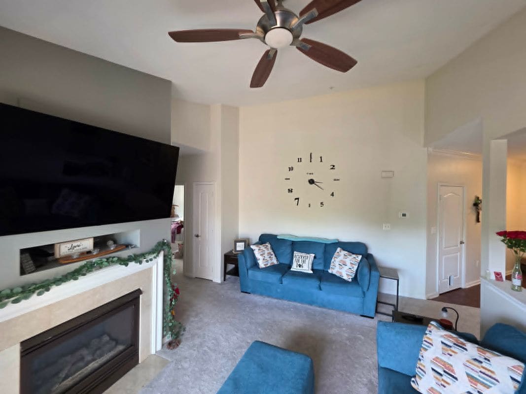 Building Photo - 43300 Marymount Terrace