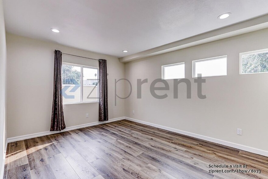 Building Photo - 2259 Goldcrest Cir