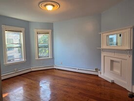 Building Photo - 5 Greenmount St