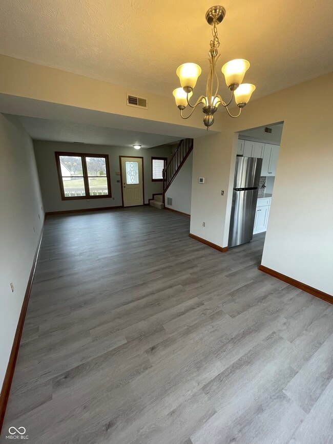 Building Photo - 2068 Suda Dr