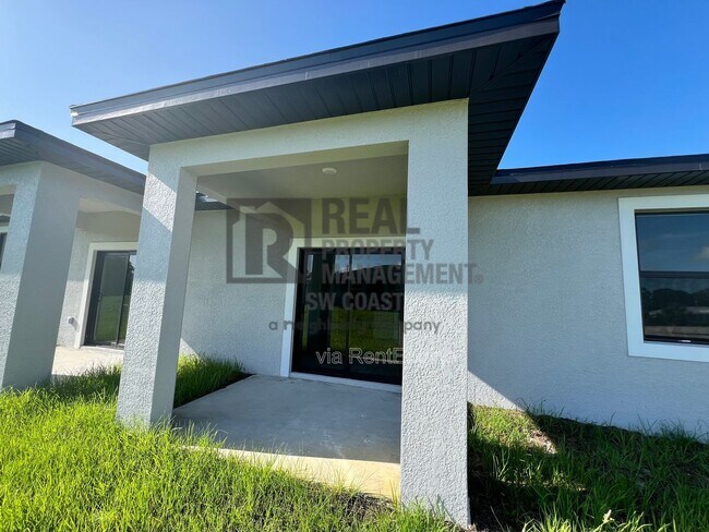 Building Photo - 1263 Hillcrest St E