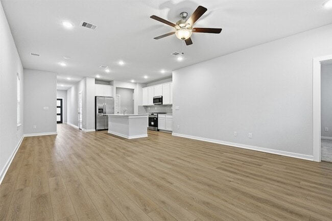 Building Photo - 8598 Blueberry Ash St