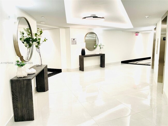 Building Photo - 3180 S Ocean Dr