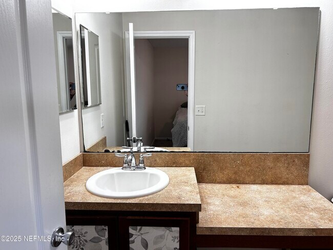 Building Photo - 5163 Magnolia Valley Dr