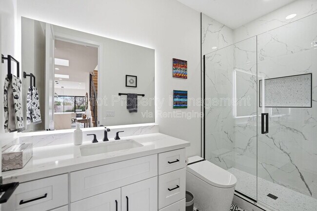 Building Photo - 8989 N Gainey Center Dr