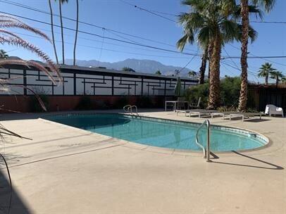 Building Photo - 37219 Melrose Dr