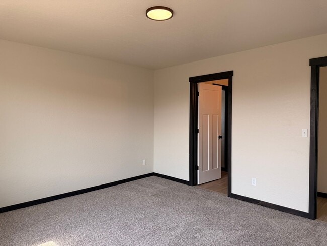 Building Photo - 6204 Ballantree Ln