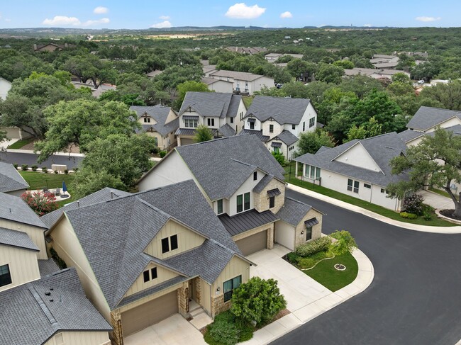 Building Photo - 11323 Cottage Grove