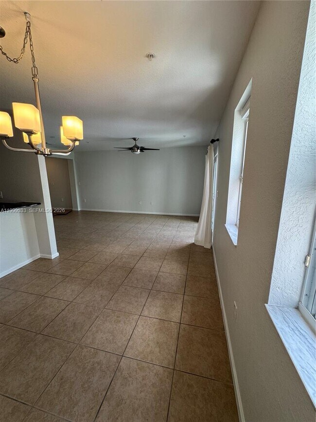 Building Photo - 11601 NW 89th St