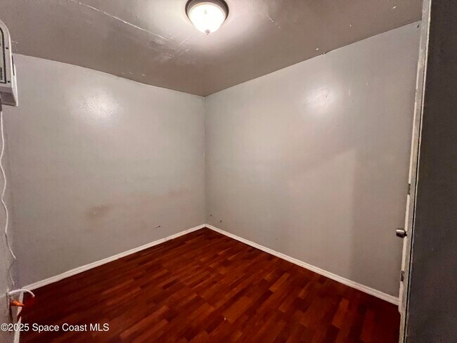 Building Photo - 420 Rock Pit Rd