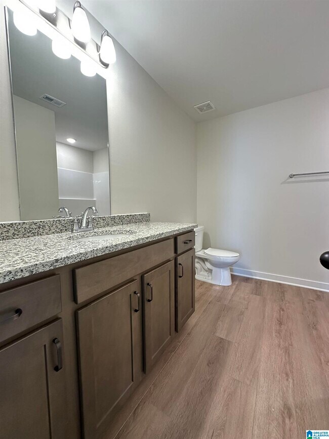 Building Photo - 1008 Unali Ln