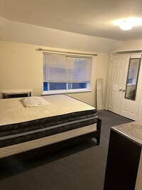 Building Photo - 3442 Bruner Ave