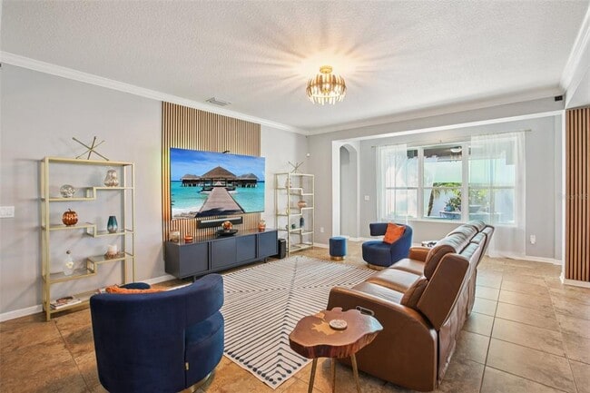 Building Photo - 2624 Kenchester Loop