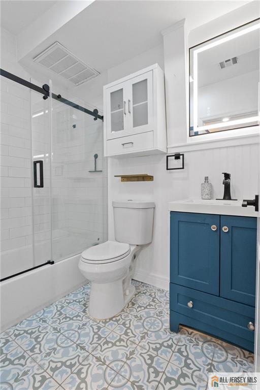 Building Photo - 362 1/2-362 New St