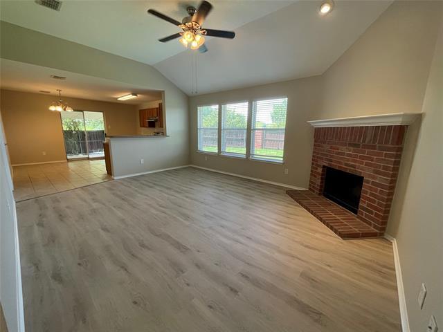 Building Photo - 523 Robinwood Rd