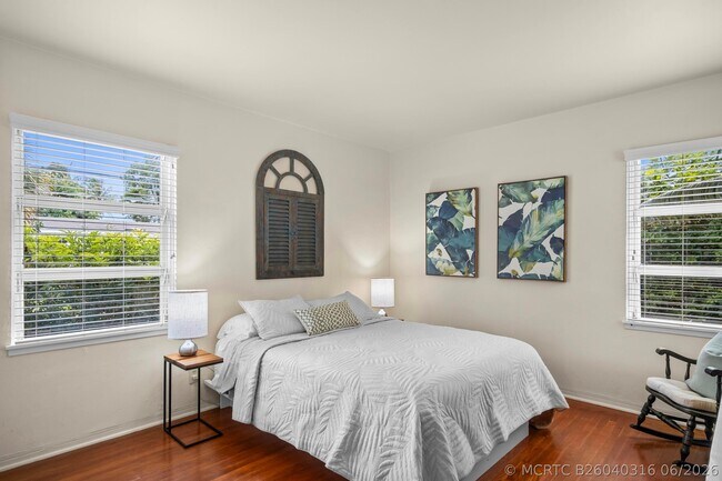 Building Photo - 15 N Swinton Cir