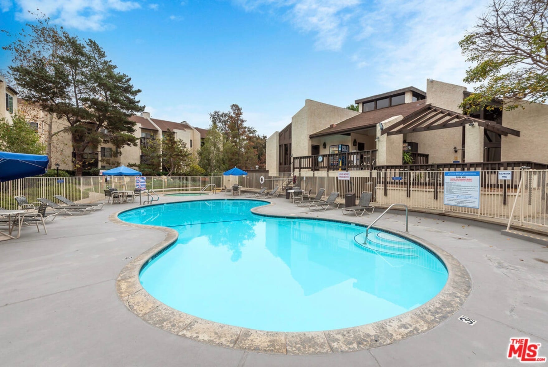 Clubhouse pool - 11112 Summertime Ln