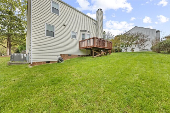 Building Photo - 6 Wavecrest Ct