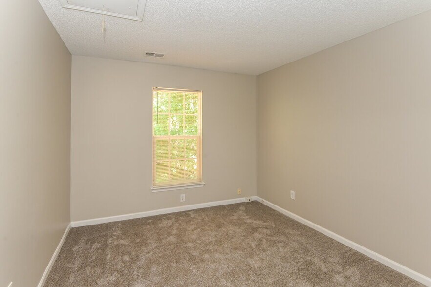 Building Photo - 3126 Mallard Forest Dr