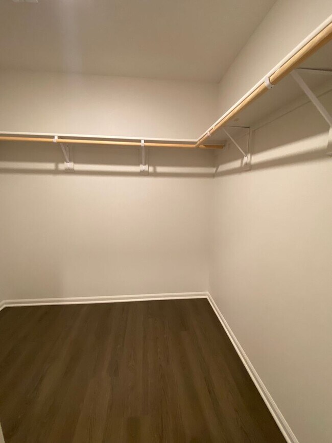 Building Photo - NOW PRELEASING!  Three Bedroom | Two and a Half Bath Home in Spring Hill