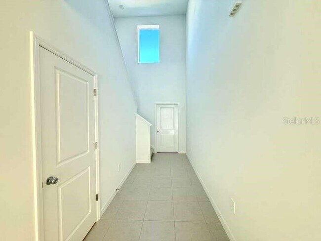 Building Photo - 11913 Noble Chase Path