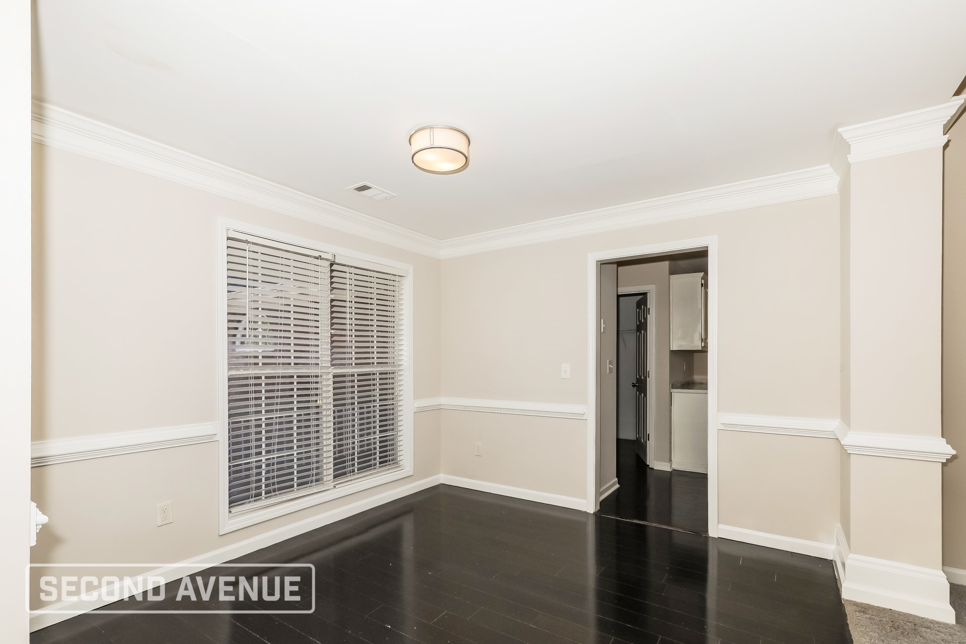 Building Photo - 1008 Maria Dr