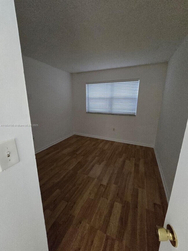Building Photo - 15620 SW 80th St