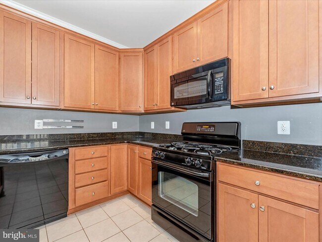 Building Photo - 1868 Monocacy View Cir