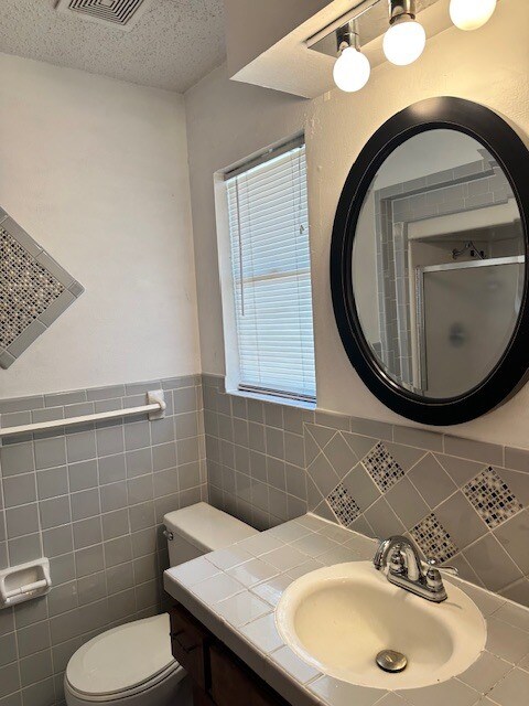 Building Photo - 1000 S Howard Ave